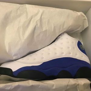 Retro Jordan white hyper royal black
